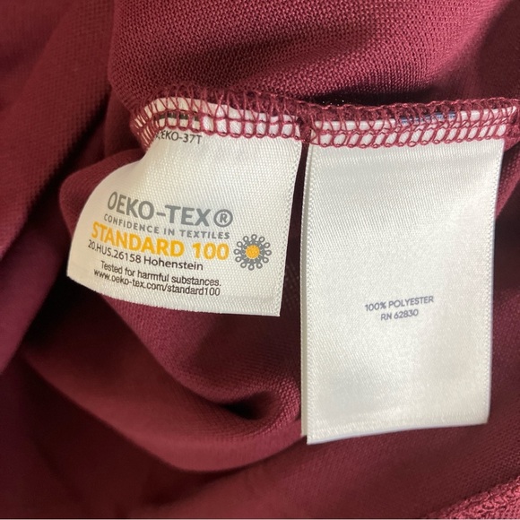 Lands' End | Burgundy Polyester Short Sleeve Polo Tee 1X - Picture 4 of 5